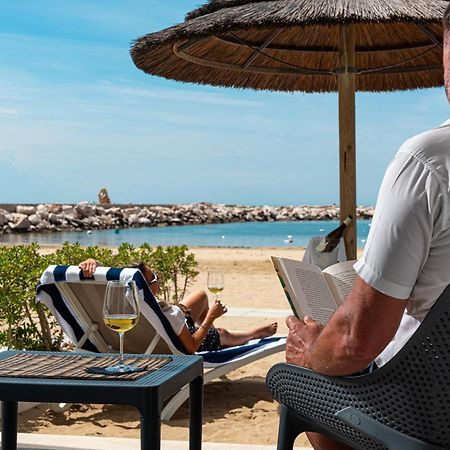 Marina Bay Beach Suites Пескічі Екстер'єр фото