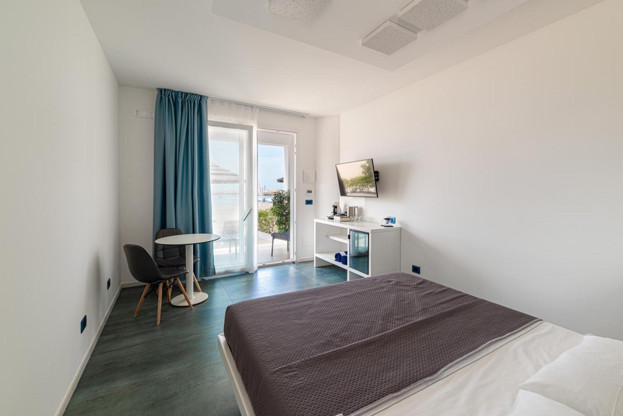 Marina Bay Beach Suites Пескічі Екстер'єр фото