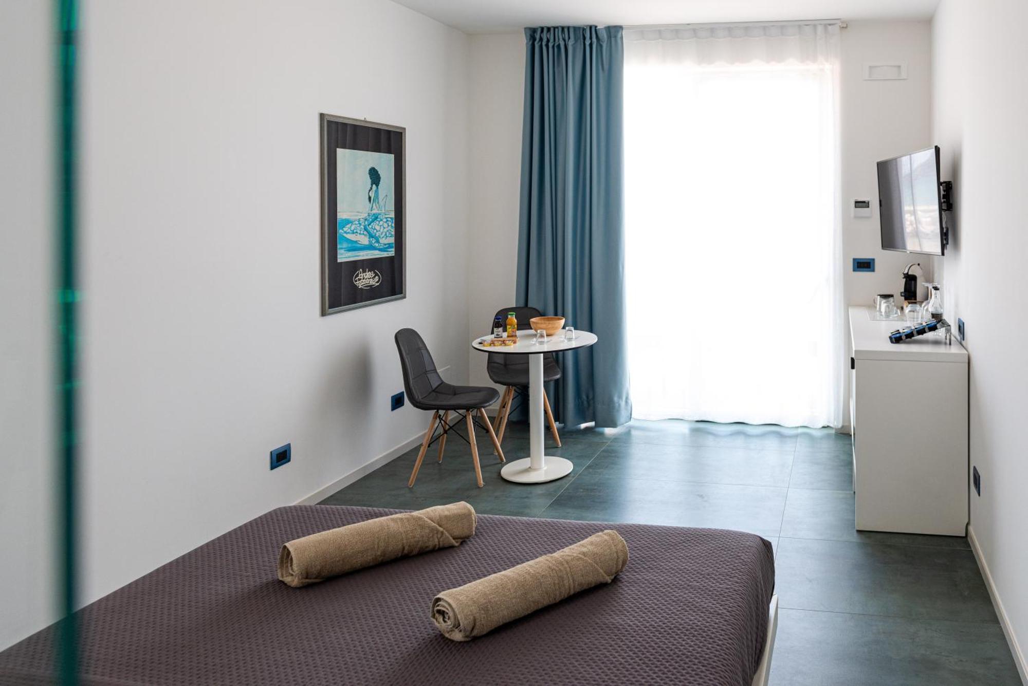 Marina Bay Beach Suites Пескічі Екстер'єр фото