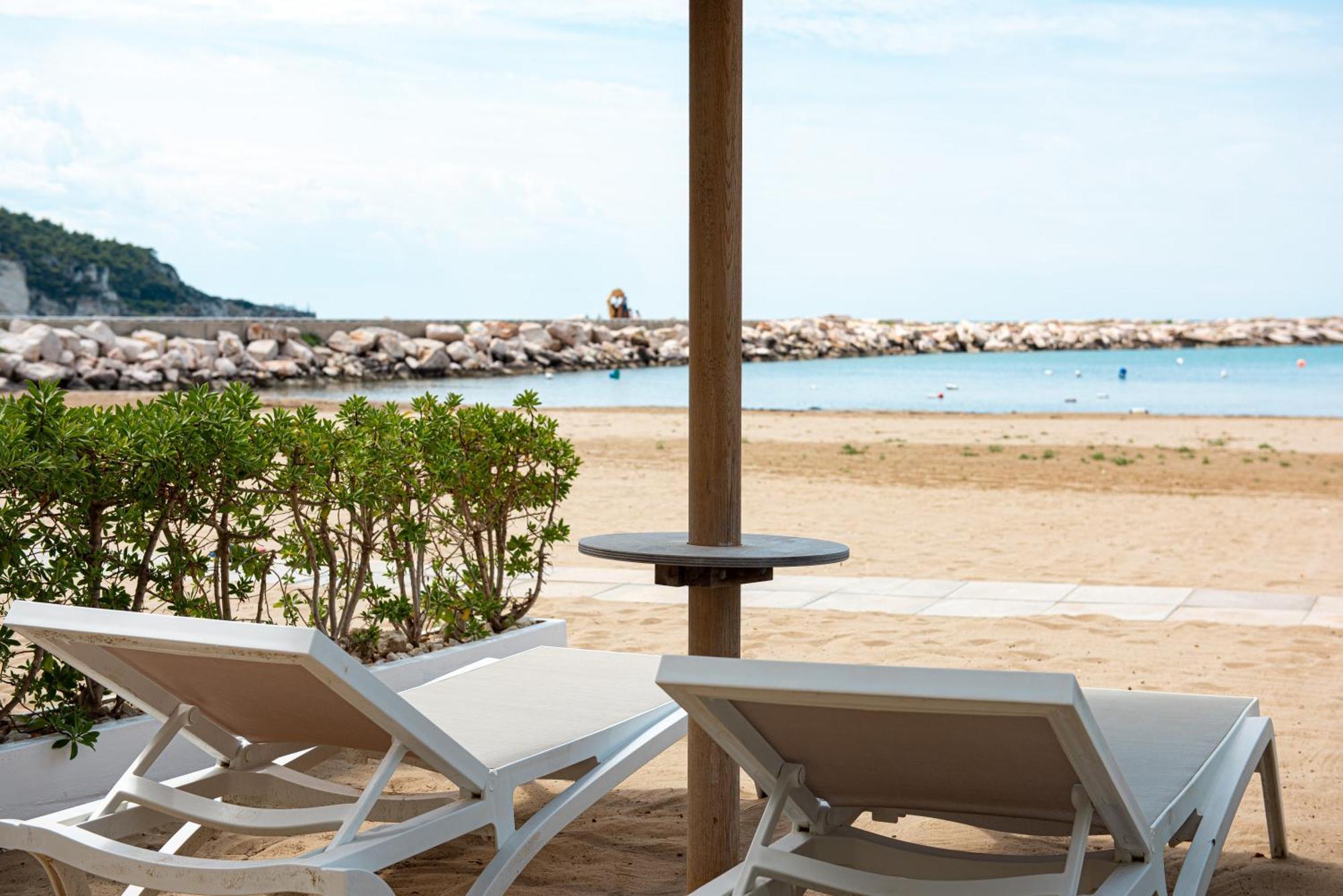 Marina Bay Beach Suites Пескічі Екстер'єр фото